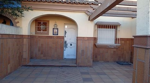 Foto 2 de Casa adosada en venda a El Rinconcillo, Algeciras