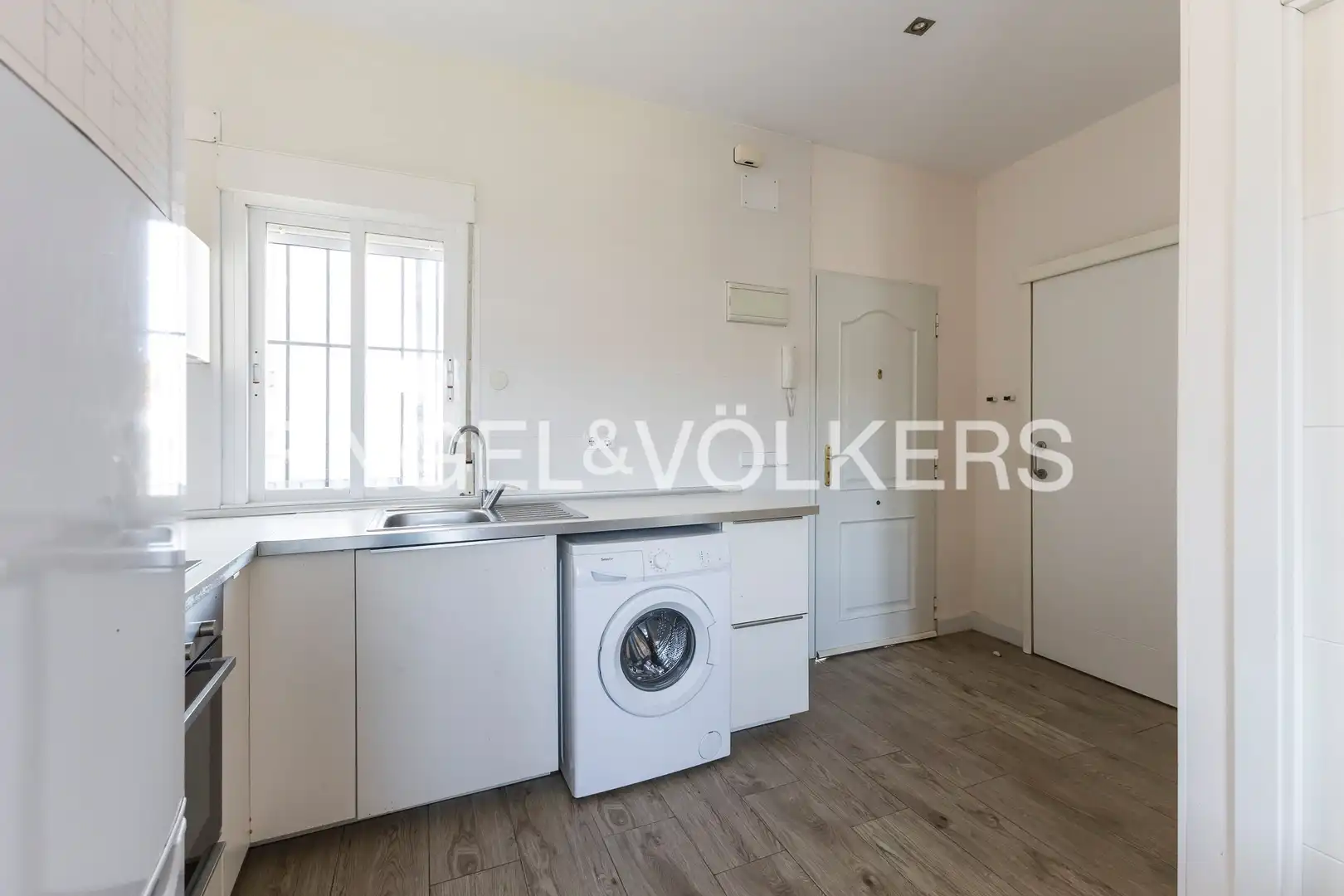 Cocina de Apartamento en venta en Madrid con Aire acondicionado, Calefacción y Terraza