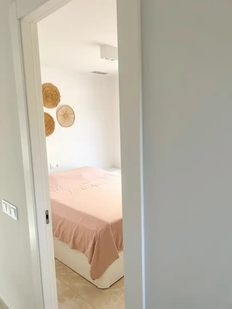Habitación de Casa o chalet de alquiler en San Miguel de Salinas con Aire acondicionado, Calefacción y Jardín privado