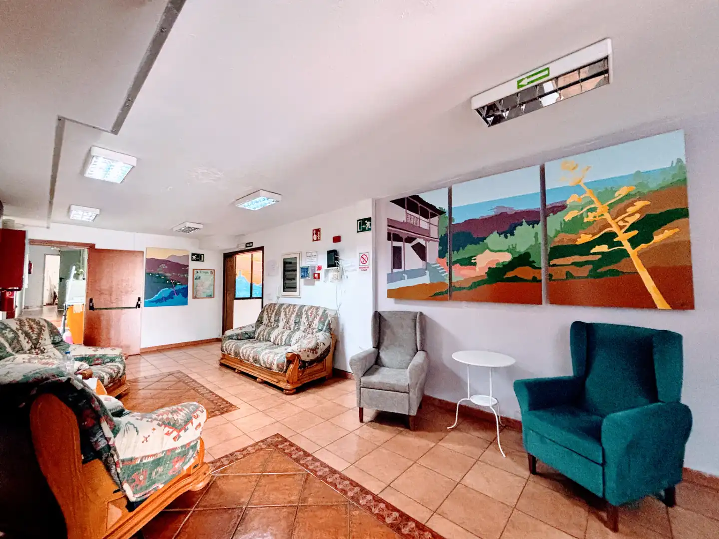 Commercial properties for sale in Teror  with Air Conditioner, Heating and Furnished