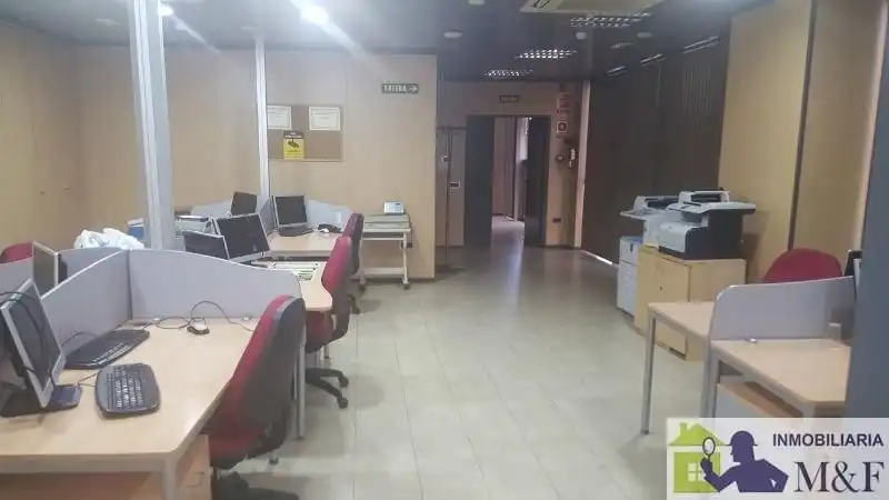 Büro mit Aufzug zur Miete in Palma del Río, imagen 10