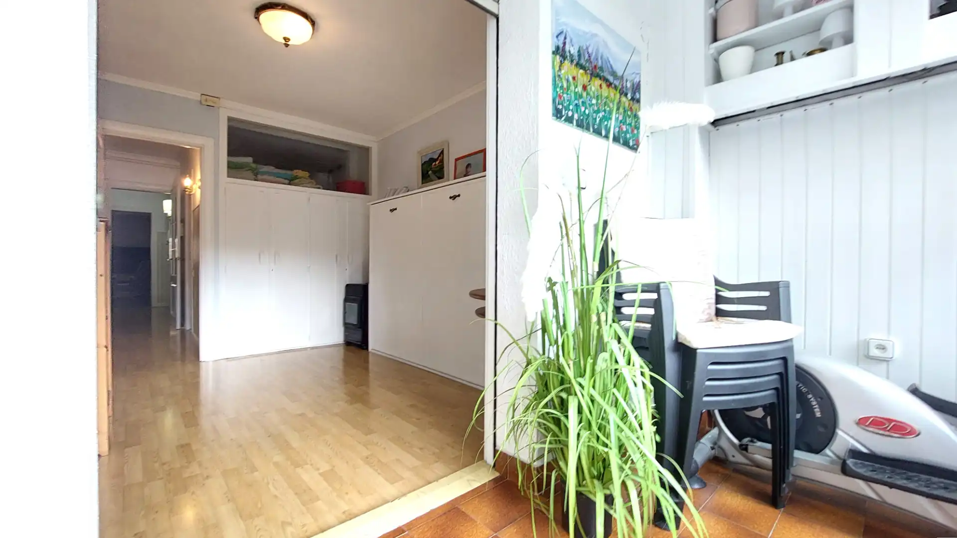 Piso en venta en Vic con Calefacción, Parquet y Terraza