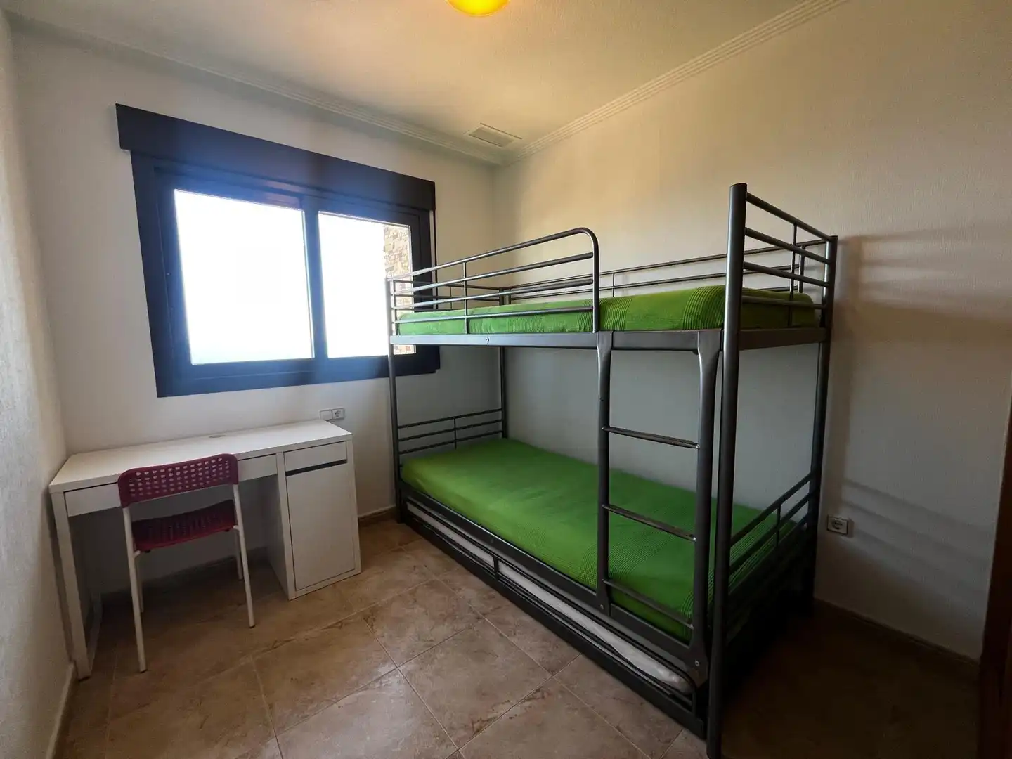 Schlafzimmer von Wohnungen zur Miete in Elche / Elx mit Klimaanlage, Heizung und Terrasse