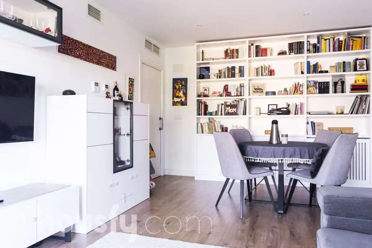 Living room of Flat for sale in Móstoles  with Air Conditioner, Terrace and Storage room
