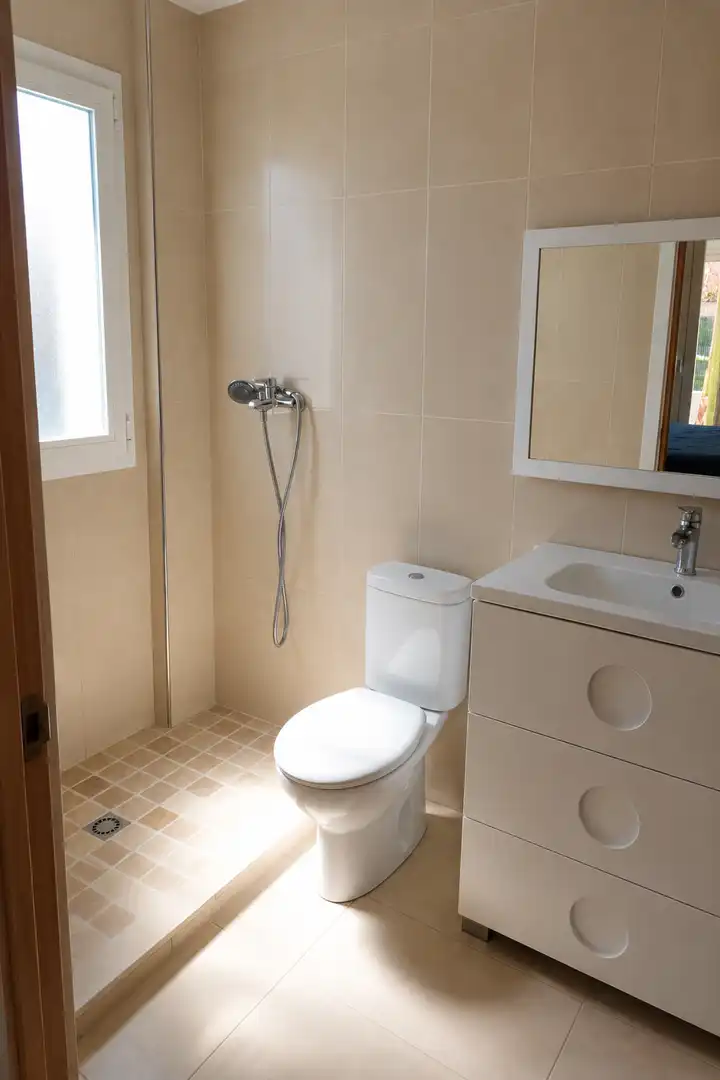 Bathroom of Flat for sale in Calvià  with Air Conditioner, Heating and Private garden