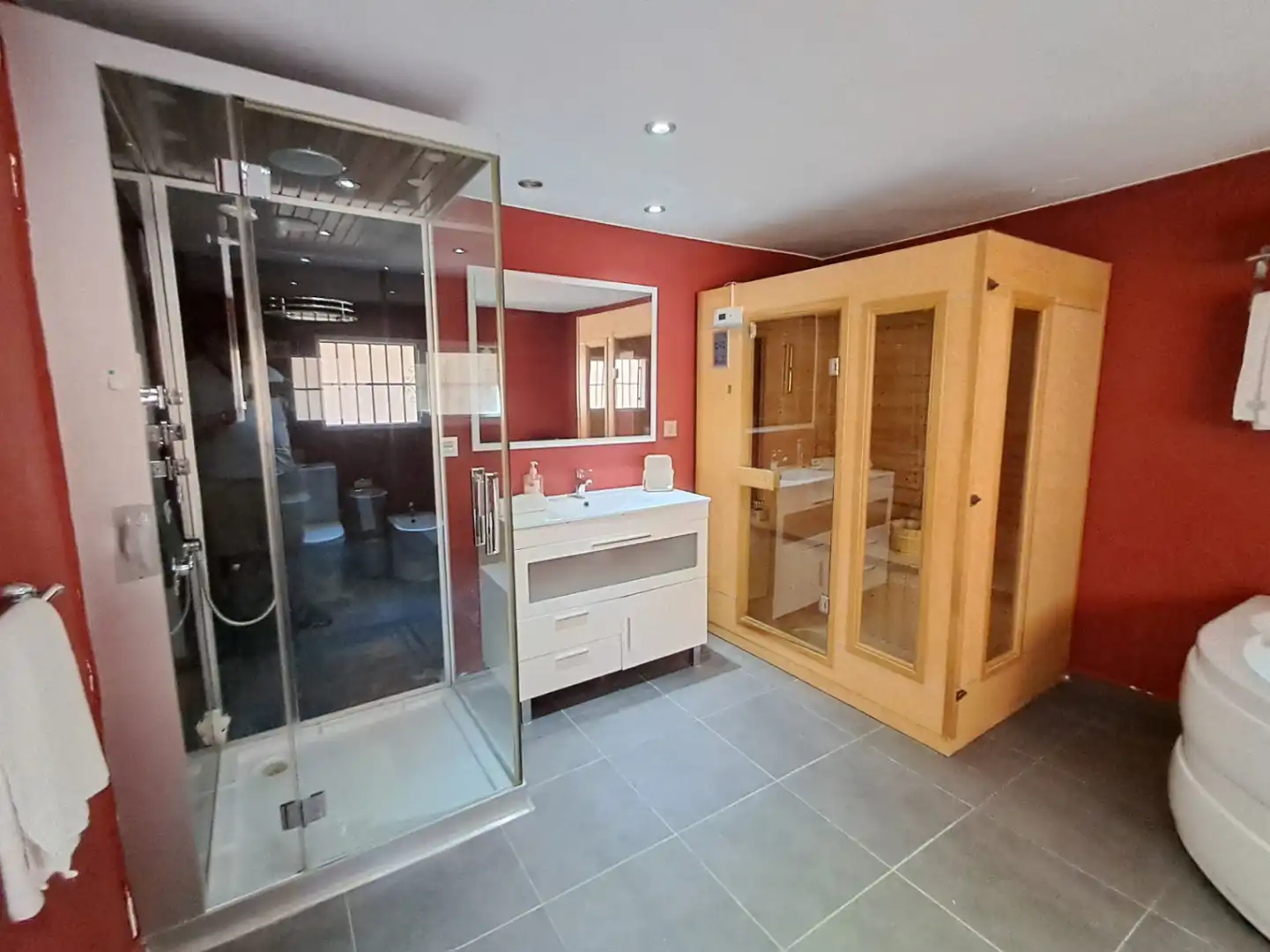 Baño de Casa o chalet de alquiler en L'Alfàs del Pi con Aire acondicionado, Calefacción y Jardín privado