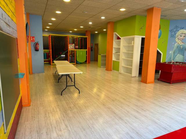 Local comercial en Alquiler en Castellvell en Mestral