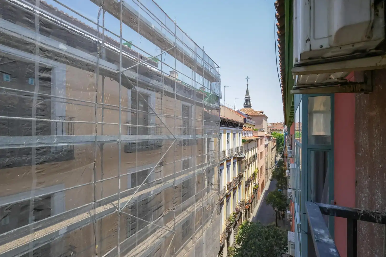 Vista exterior de Estudio en venta en Madrid con Aire acondicionado, Calefacción y Amueblado