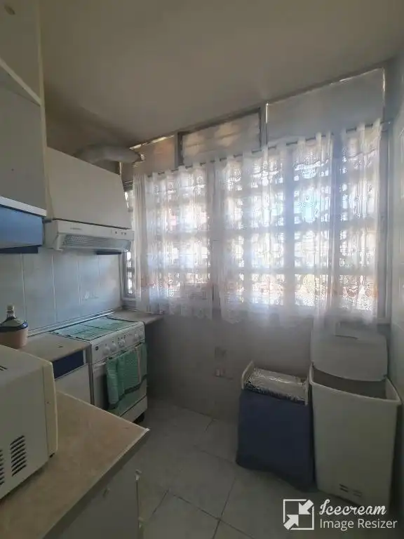 Cuina de Pis en venda en Fuenlabrada amb Calefacció, Parquet i Terrassa
