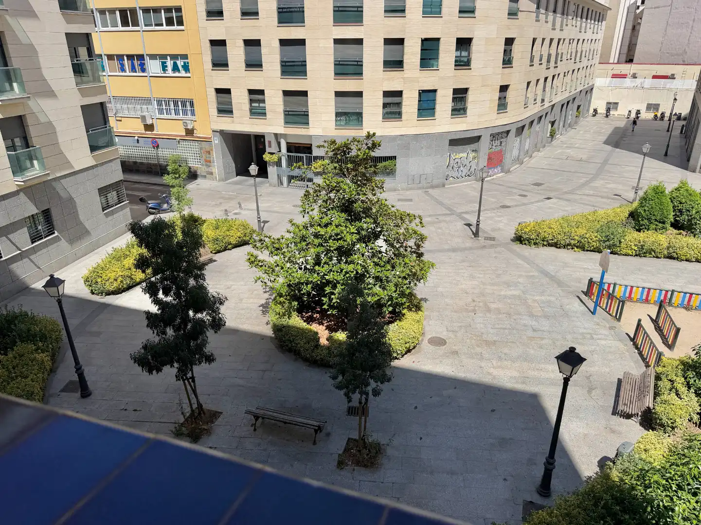 Flat with terrace for sale in Calle de la Fuente del Berro, imagen 2
