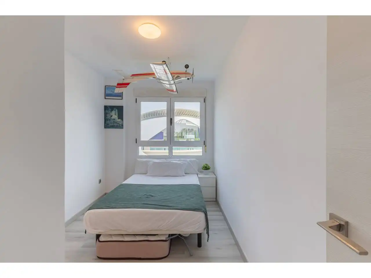Habitación de Piso en venta en Valencia con Aire acondicionado, Terraza y Amueblado