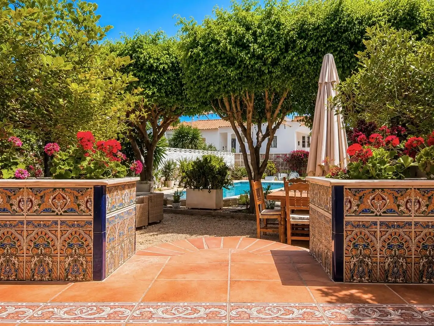 Terrassa de Casa o xalet en venda en Roquetas de Mar amb Aire condicionat, Calefacció i Jardí privat