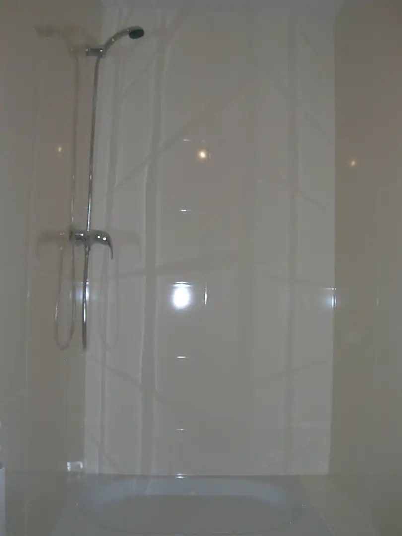 Badezimmer von Wohnung zum Verkauf in Castellanos de Moriscos mit Heizung, Terrasse und Möbliert