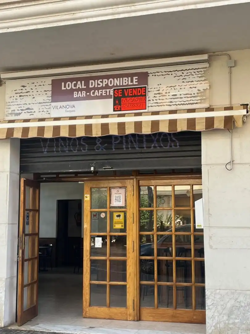Business premises for sale in de Lluís Companys, imagen 21