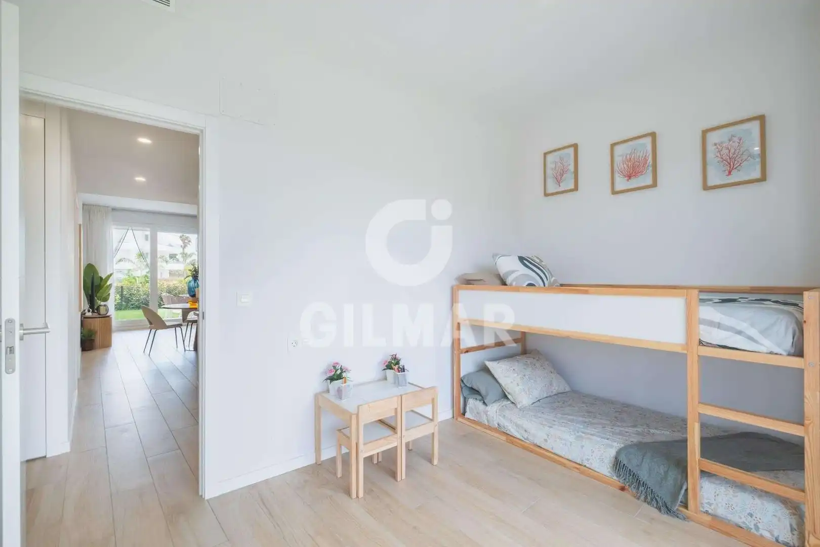 Schlafzimmer von Wohnung zur Miete in Chipiona mit Klimaanlage, Privatgarten und Möbliert