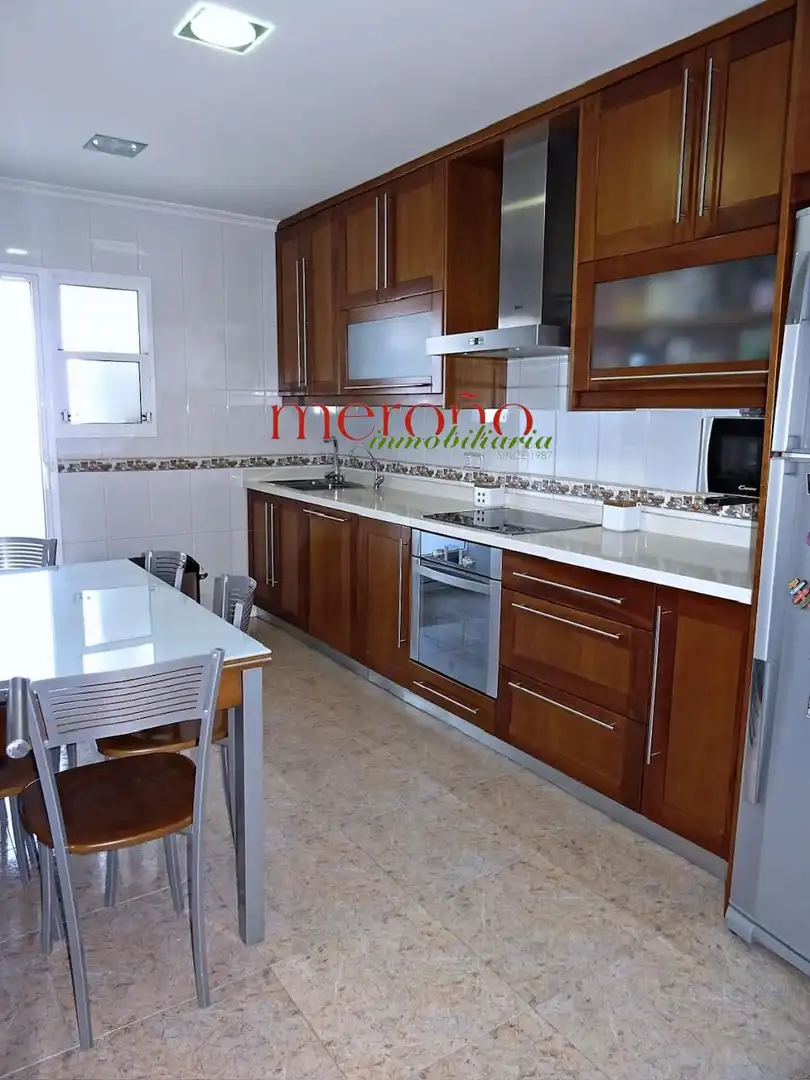 Cocina de Piso en venta en Elche / Elx con Aire acondicionado, Parquet y Amueblado