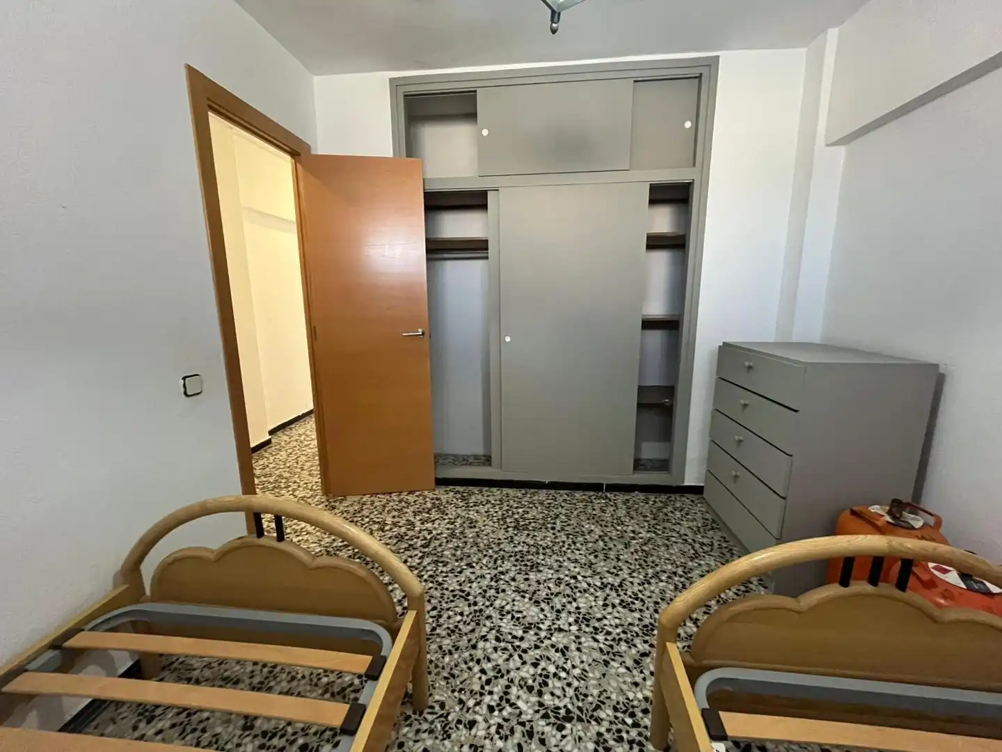 Habitación de Casa o chalet en venta en La Pobla de Farnals con Terraza, Amueblado y Piscina comunitaria