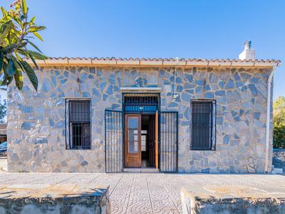 Vista exterior de Casa o xalet en venda en La Nucia amb Aire condicionat