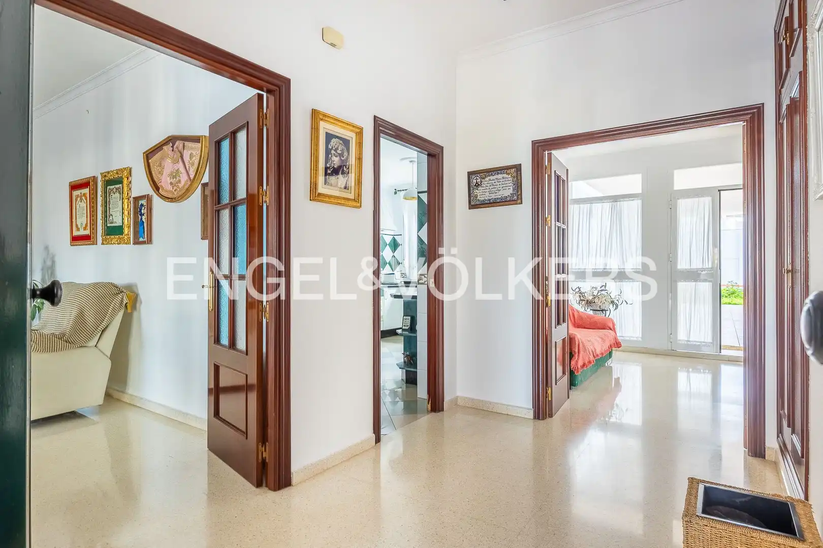 Casa o xalet en venda en Albaida del Aljarafe amb Aire condicionat, Calefacció i Jardí privat