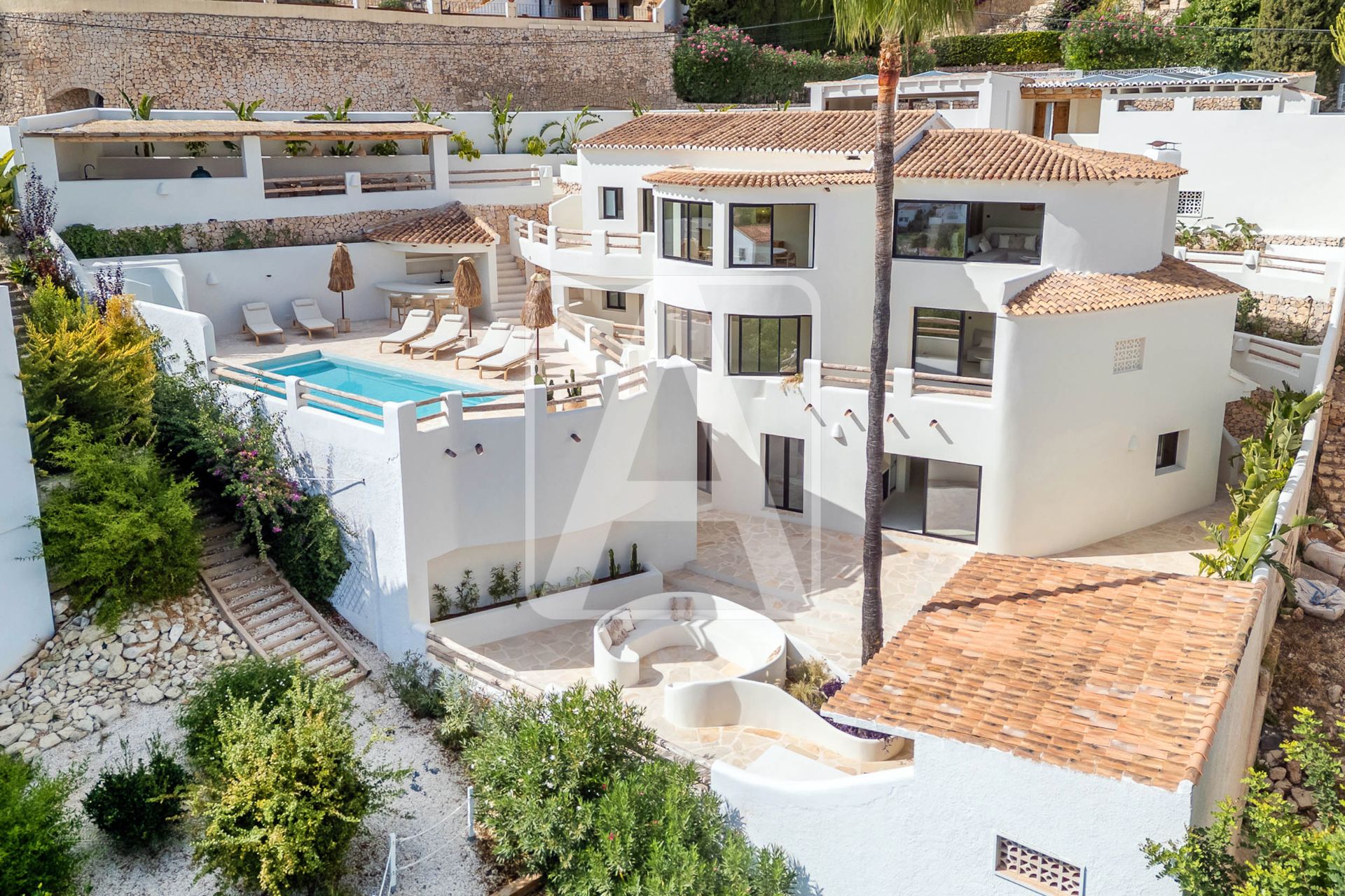 Vista exterior de Casa o xalet en venda en Benissa amb Aire condicionat, Jardí privat i Terrassa
