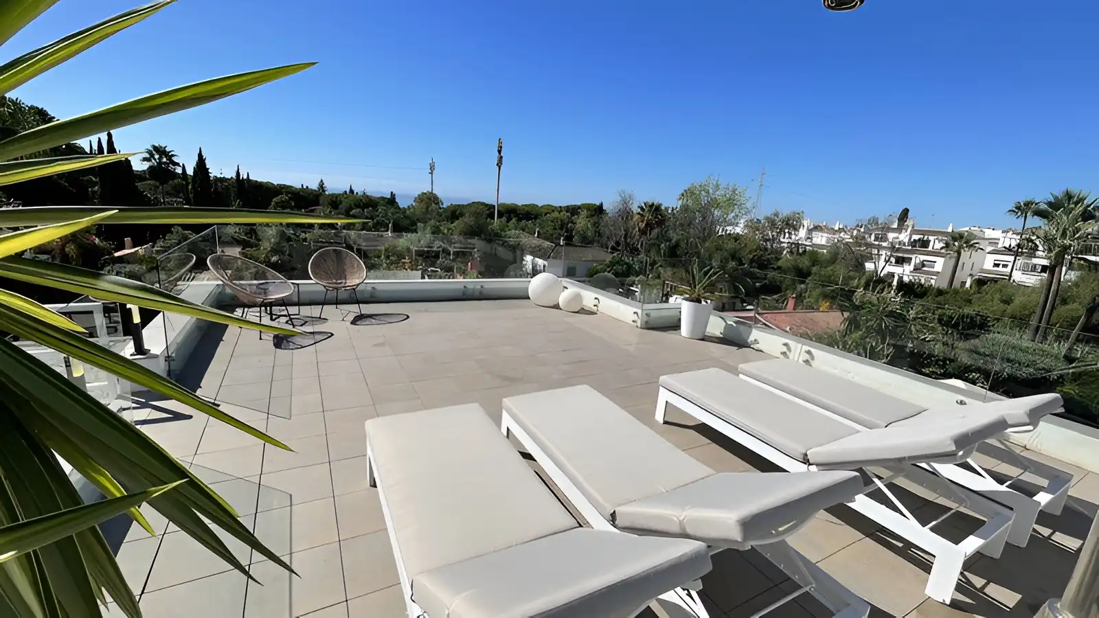 Terrace of Houses for sale in Marbella  with Air Conditioner, Private garden and Terrace