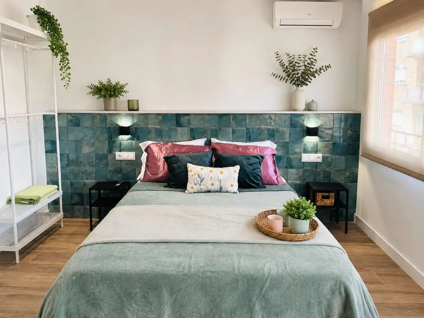 Bedroom of Study for share in El Campello  with Air Conditioner, Terrace and Furnished