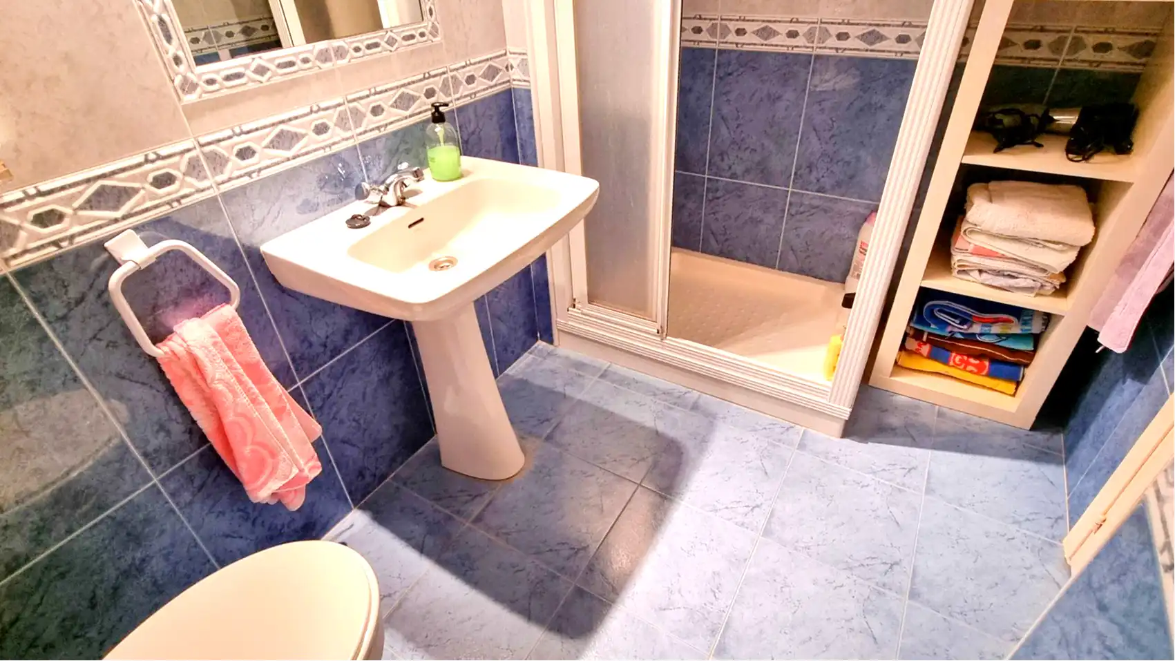 Baño de Piso en venta en Chipiona con Amueblado