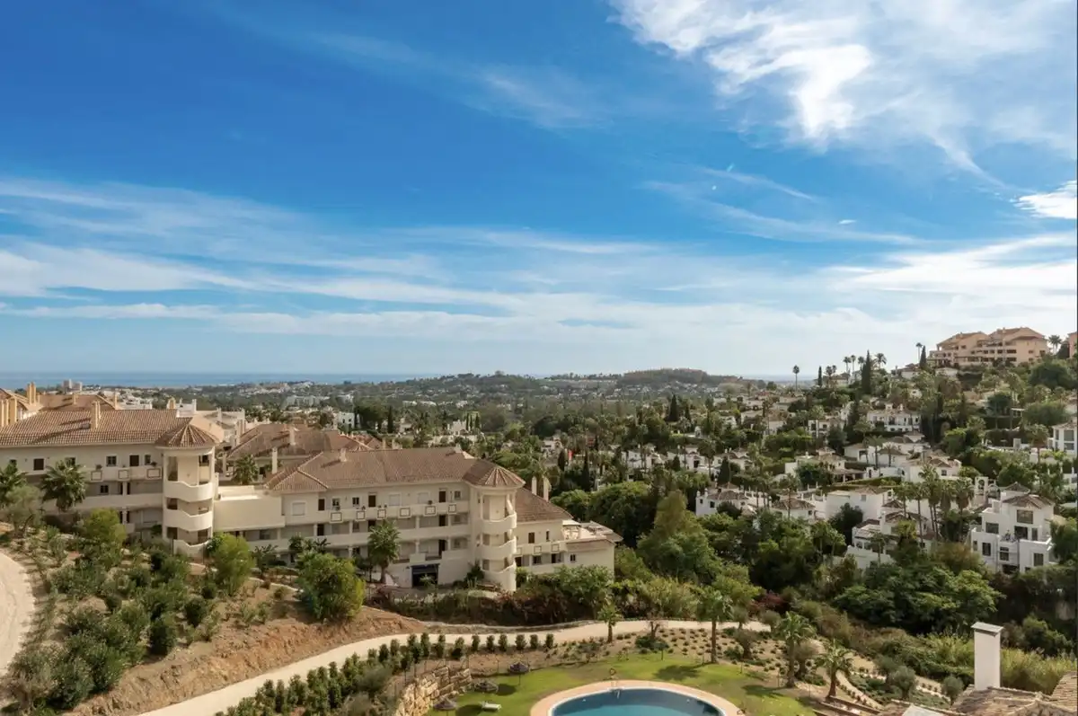 Außenansicht von Maisonette zur Miete in Marbella mit Klimaanlage, Terrasse und Abstellraum