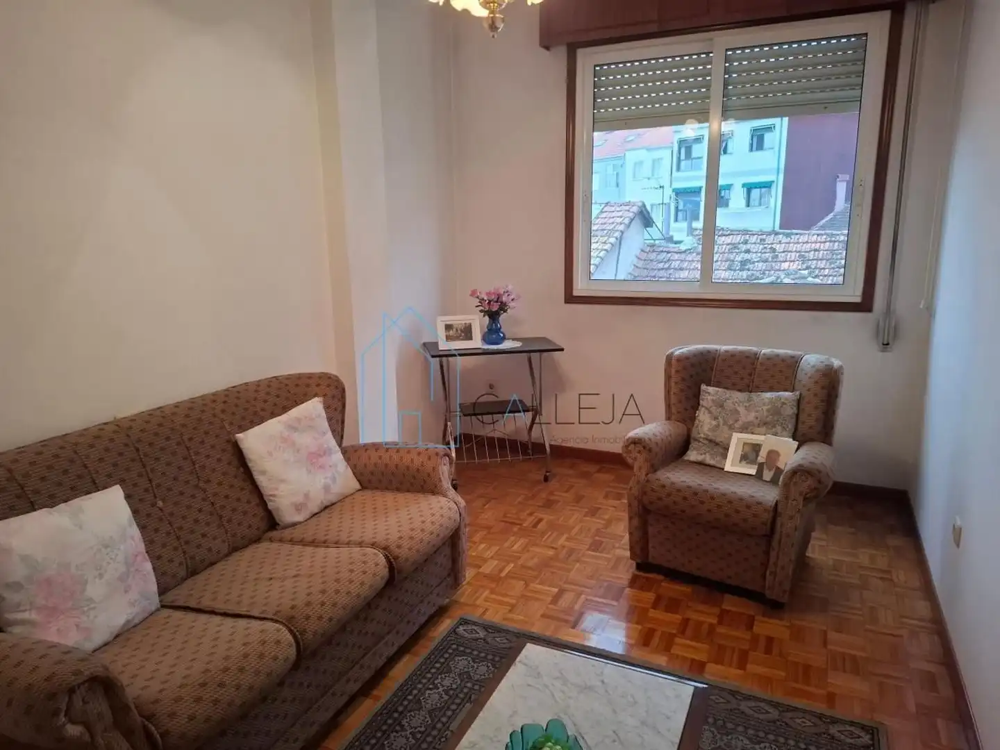 Sala de estar de Piso en venta en Ourense Capital  con Calefacción, Trastero y Amueblado