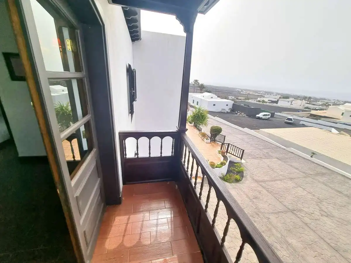 Vista exterior de Casa o chalet en venta en Tías con Jardín privado, Terraza y Amueblado