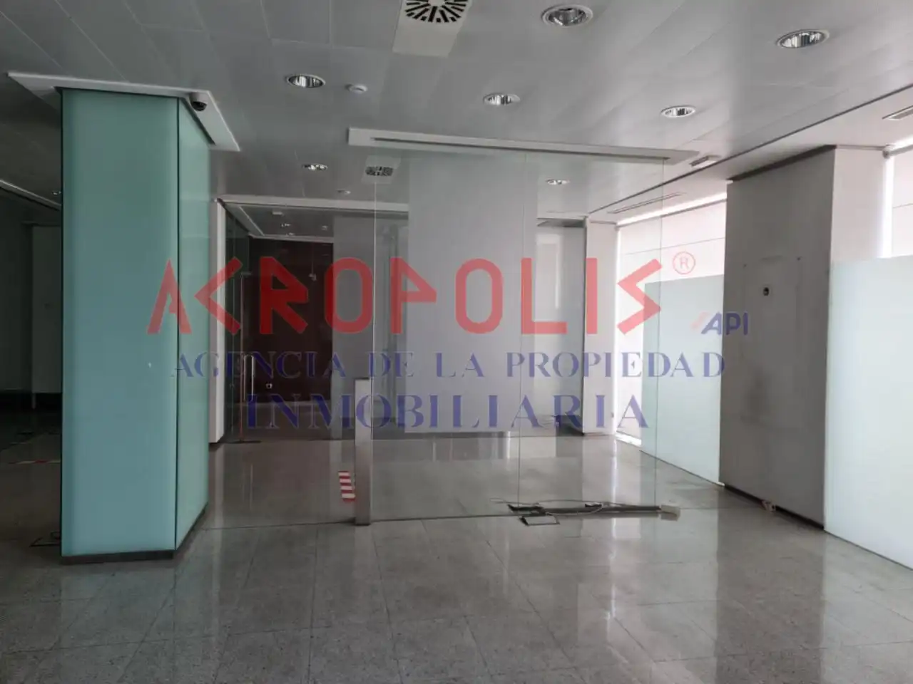 Local comercial en venda a Avenida Portugal 13 24009 Leon, imagen 4