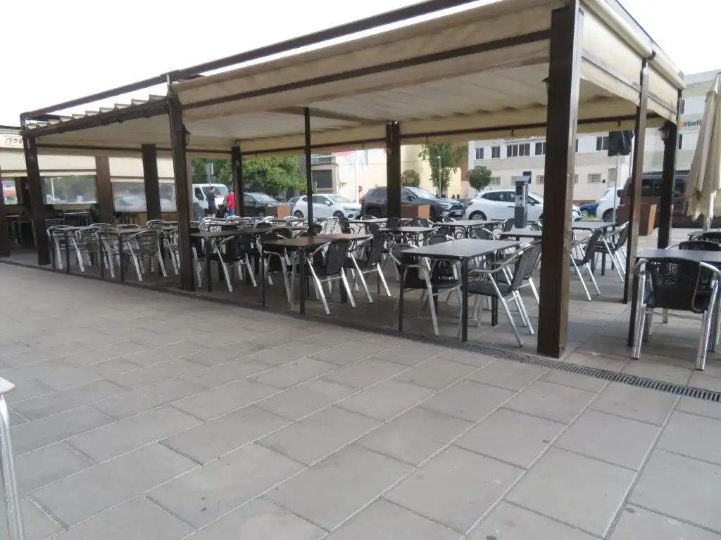 Terraza de Local en traspaso en Sant Andreu de la Barca con Aire acondicionado, Calefacción y Terraza