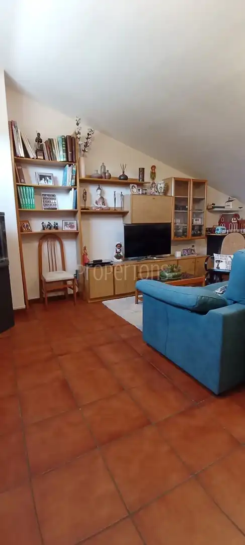 Living room of Houses for sale in Miranda de Ebro
