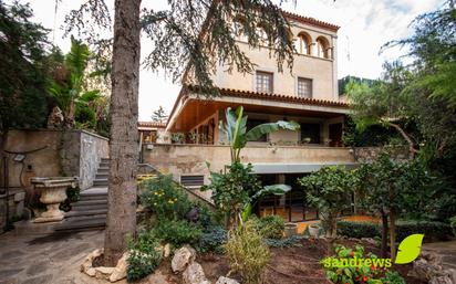 Exterior view of Single-family semi-detached for sale in Figueres  with Air Conditioner, Heating and Private garden