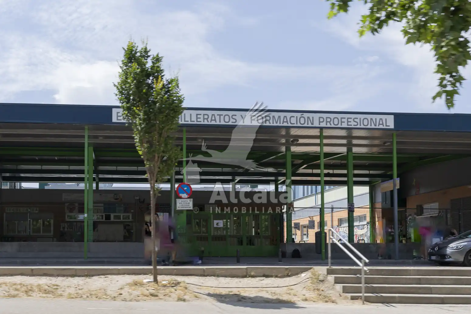 Vista exterior de Àtic en venda en Rivas-Vaciamadrid amb Aire condicionat, Calefacció i Jardí privat