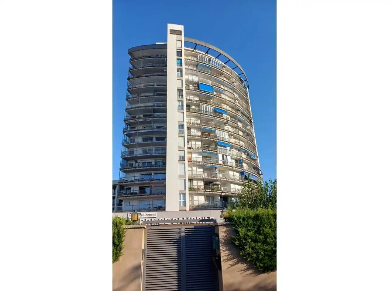 Vista exterior de Apartament de lloguer en Cambrils amb Aire condicionat, Parquet i Terrassa