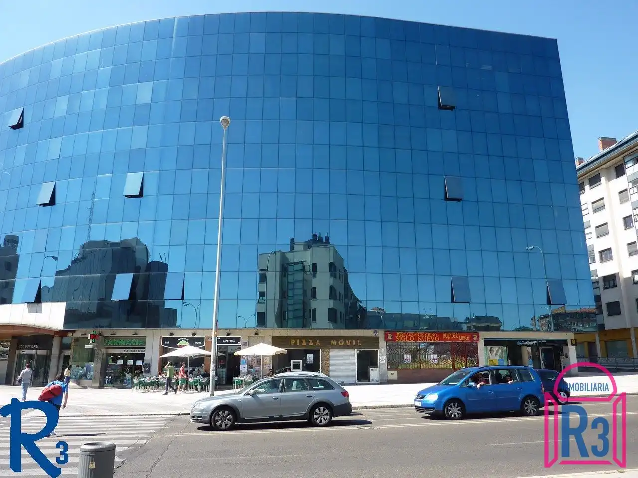 Local comercial en venda a Avenida Reyes Leoneses, imagen 10