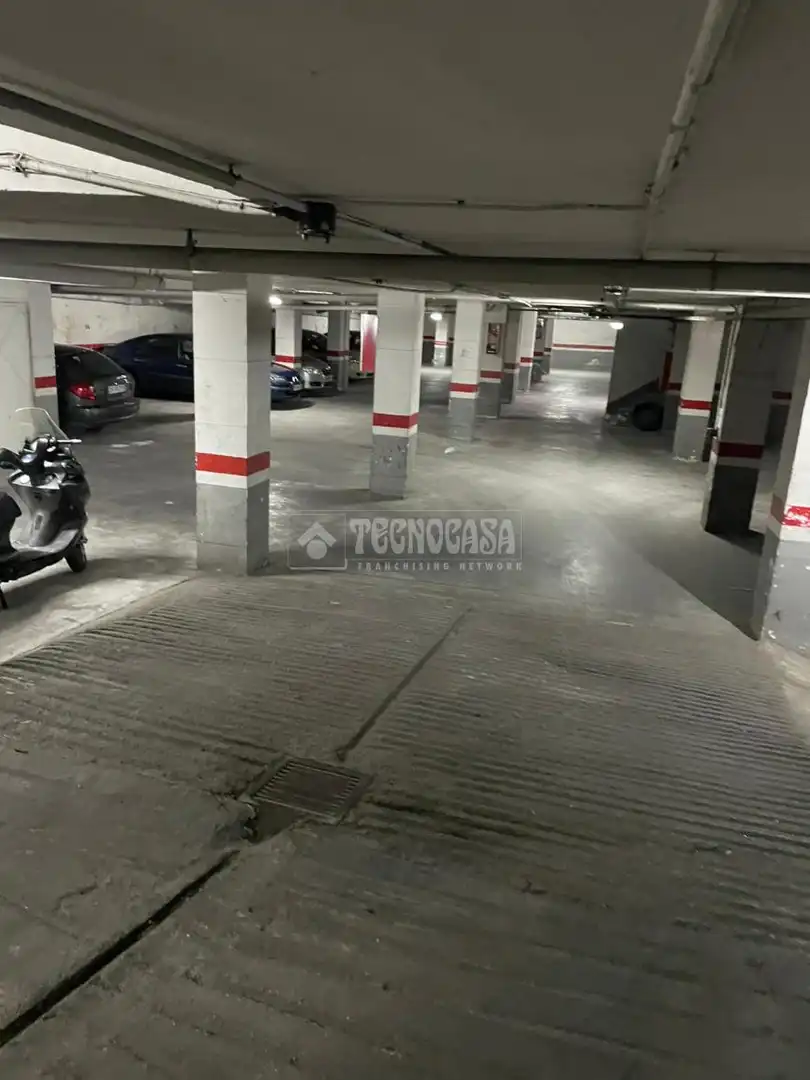 Parking de Garaje en venta en Granada