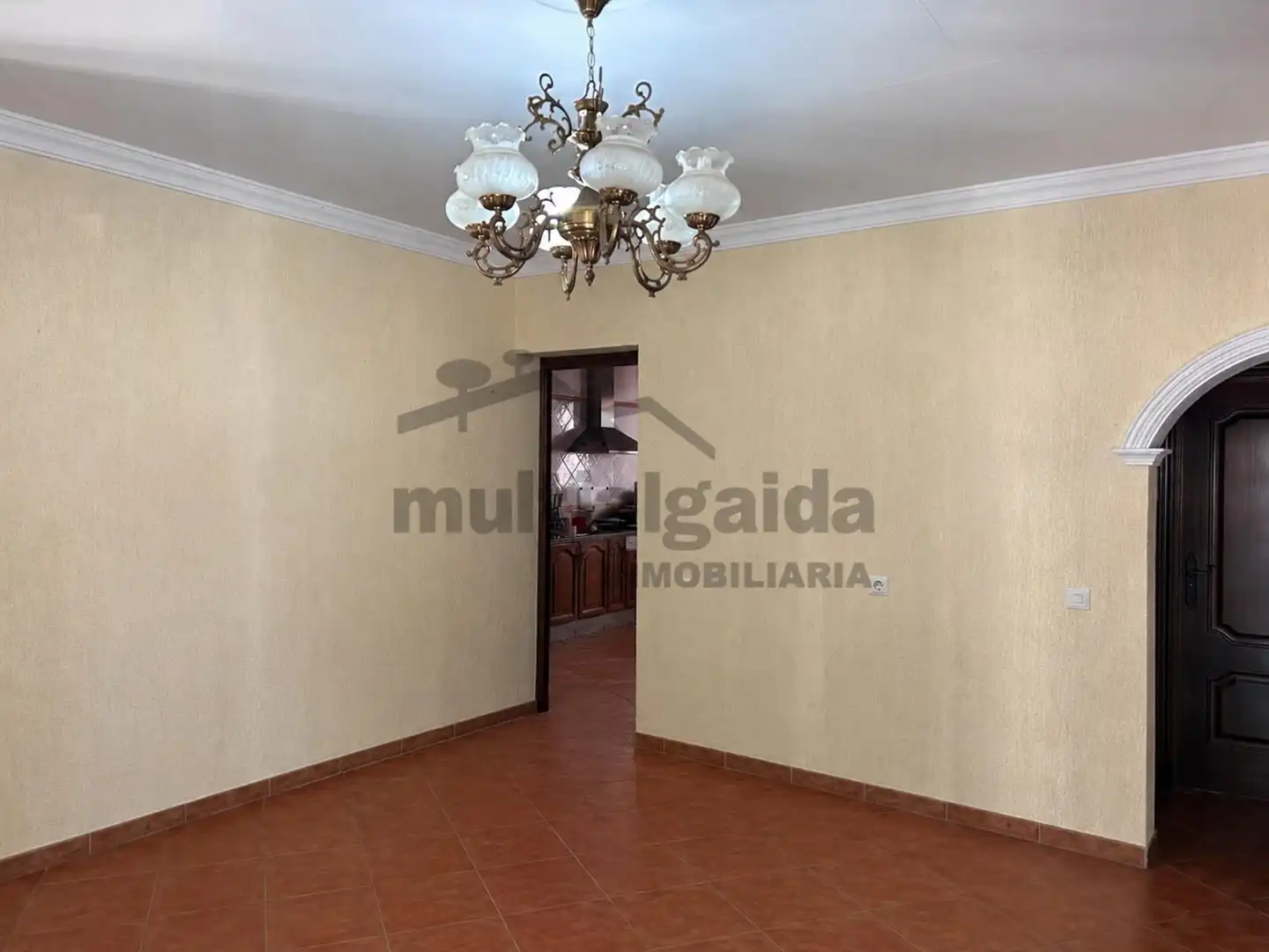 Sala d'estar de Casa o xalet en venda en Arcos de la Frontera amb Aire condicionat i Traster