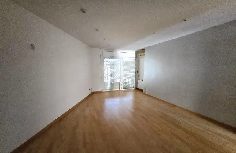 Sala de estar de Dúplex en venta en Rubí con Parquet y Terraza