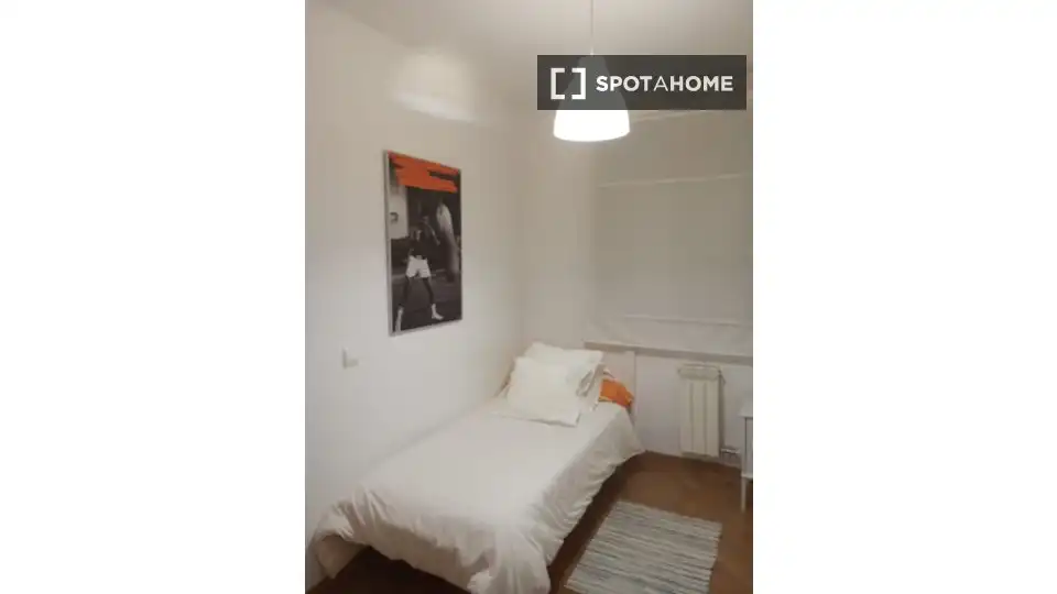 Room in San Juan Bautista