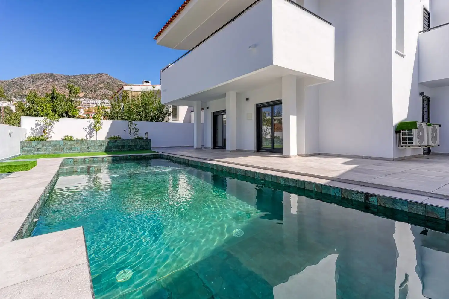 Detached house with pool for sale in Mijas pueblo