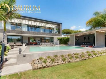 Villa con balcone in vendita a Liria