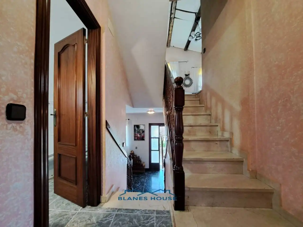 Casa amb jardí en venda a Calle Tierno Galvan 0, imagen 17