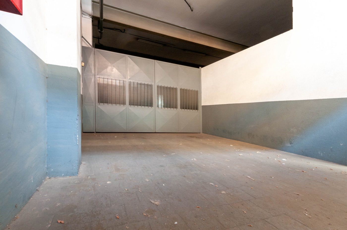Nau industrial de lloguer a Eixample, Centre - Sant Oleguer