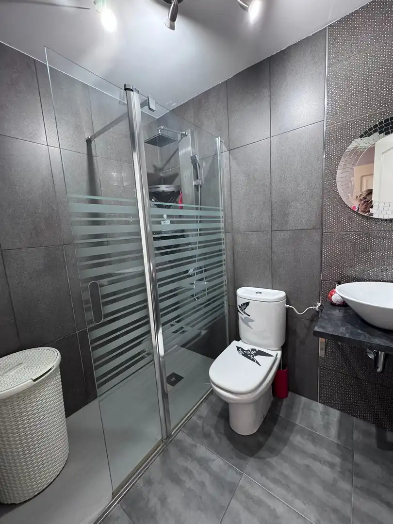 Baño de Piso en venta en Yepes con Aire acondicionado, Calefacción y Terraza