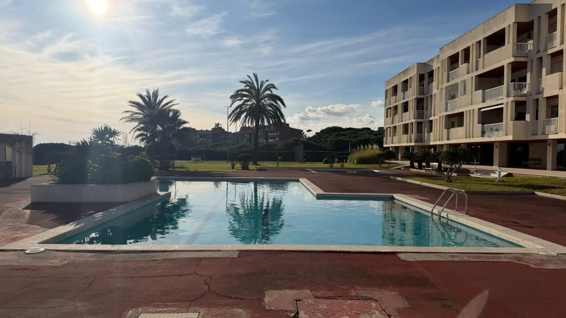 Piscina de Piso de alquiler en Gavà con Calefacción, Parquet y Terraza