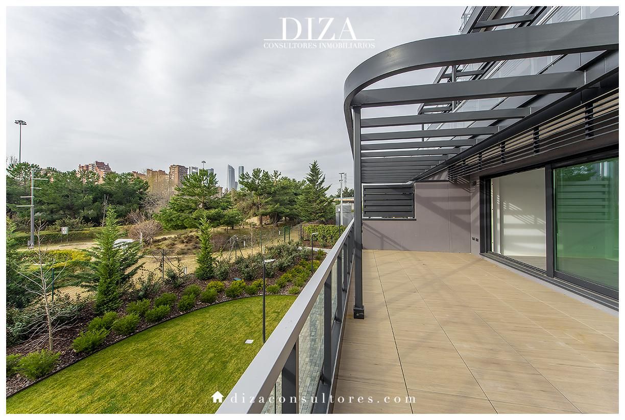 Terrace of Flat for sale in  Madrid Capital  with Air Conditioner, Heating and Terrace