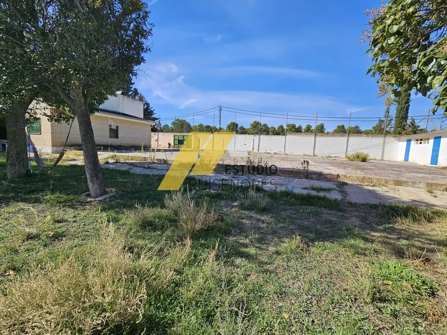 Casa o xalet en venda en Cuarte de Huerva amb Jardí privat, Terrassa i Traster