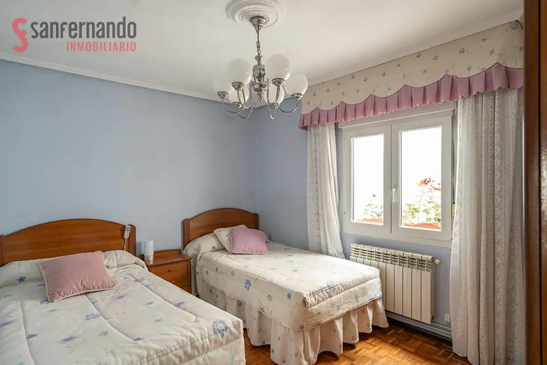 Dormitori de Pis en venda en Santander amb Calefacció i Parquet